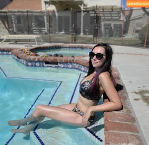 Trisha Hershberger photo #0017