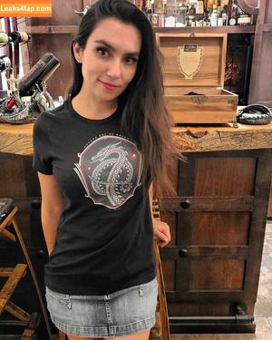 Trisha Hershberger photo #0040