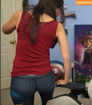 Trisha Hershberger photo #0061