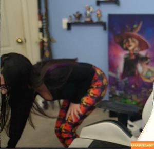 Trisha Hershberger photo #0098