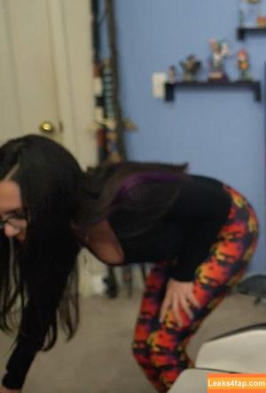 Trisha Hershberger photo #0099