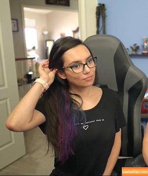 Trisha Hershberger photo #0128