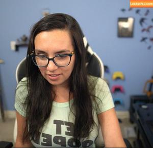 Trisha Hershberger фото #0500