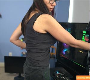 Trisha Hershberger фото #0695