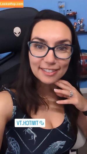 Trisha Hershberger photo #1030