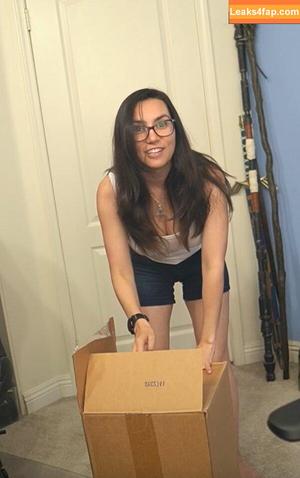 Trisha Hershberger photo #1073