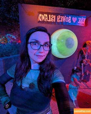 Trisha Hershberger photo #1334