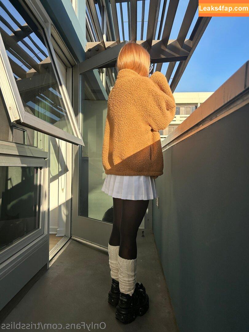 trissbliss /  leaked photo photo #0016