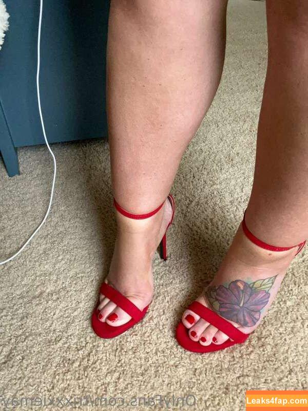 Trixxxie May / https: / trixxxiemay leaked photo photo #0006