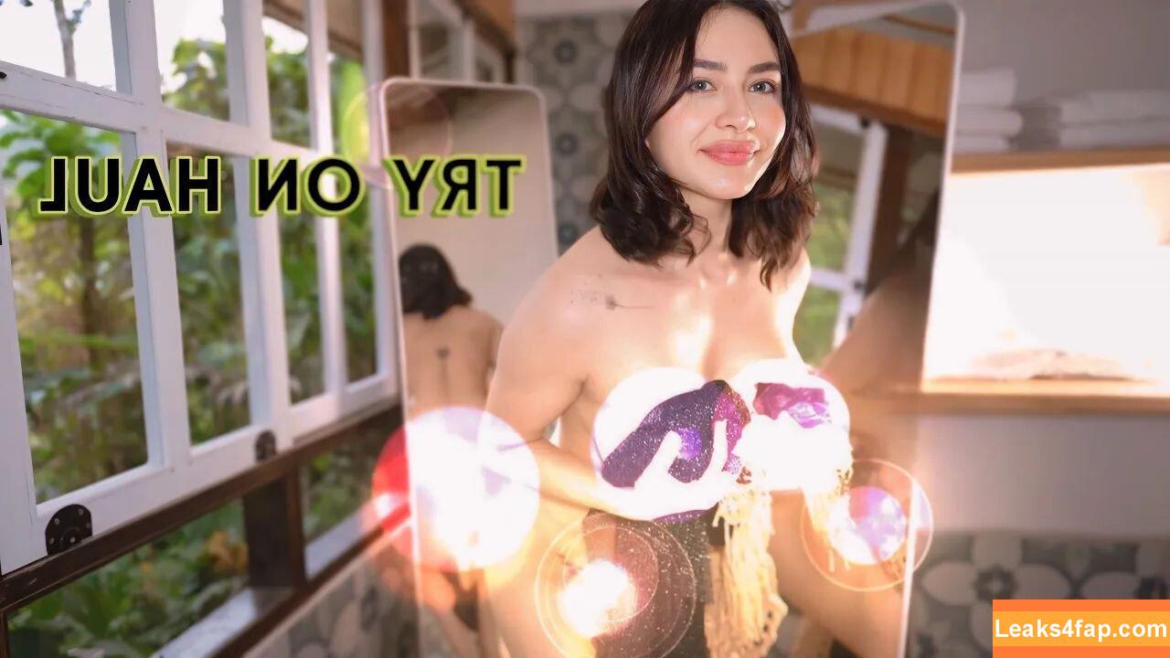 Tryonhaul /  leaked photo photo #0002