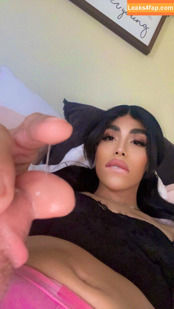 ts_avery69 / ts_sexy69 / waifuavery leaked photo photo #0002