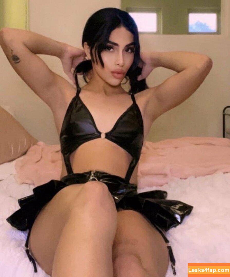 ts_avery69 / ts_sexy69 / waifuavery leaked photo photo #0031