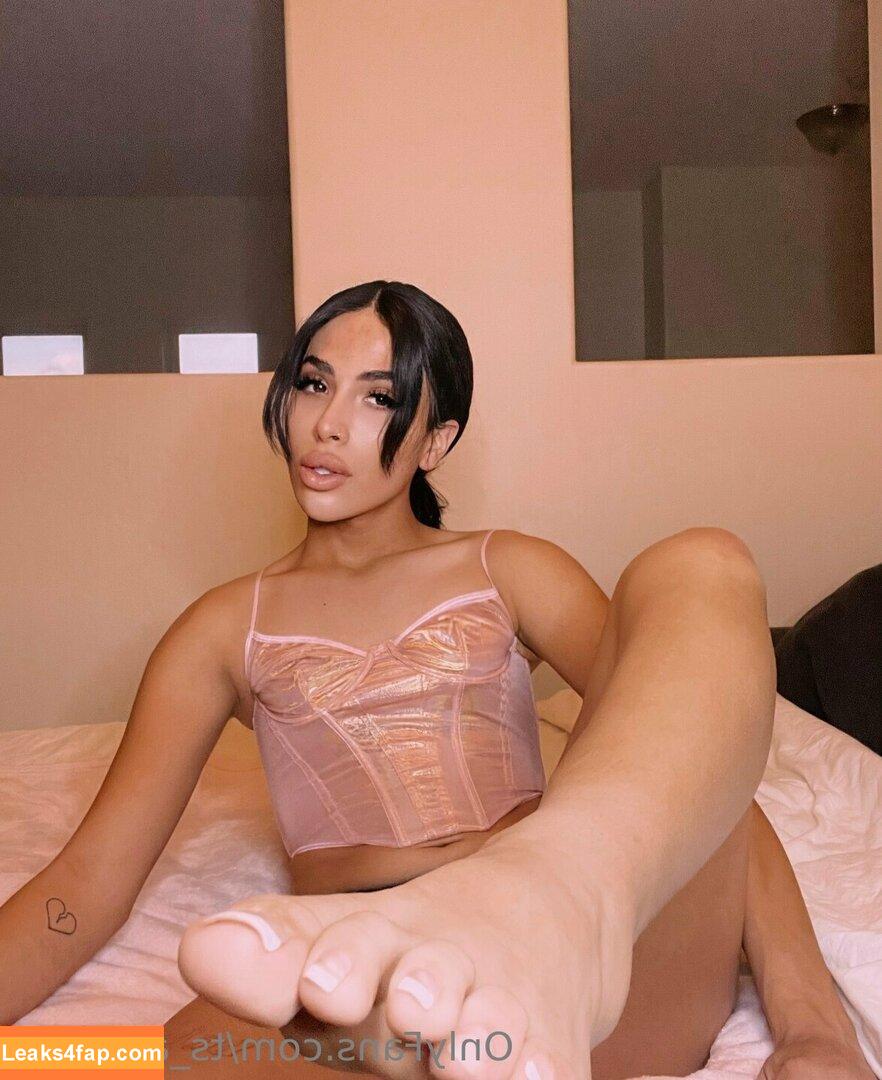 ts_avery69 / ts_sexy69 / waifuavery leaked photo photo #0042