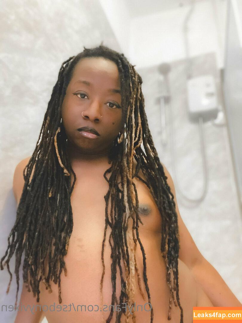 tsebonyvixen /  leaked photo photo #0050