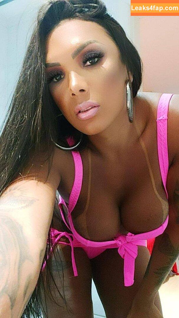 tsroberta /  leaked photo photo #0015