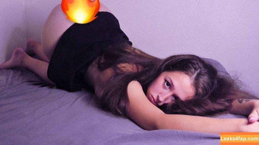 Tsuki Chan / tsuki.chan / tsuki_chan_ofc / tsuki_chan_on leaked photo photo #0001
