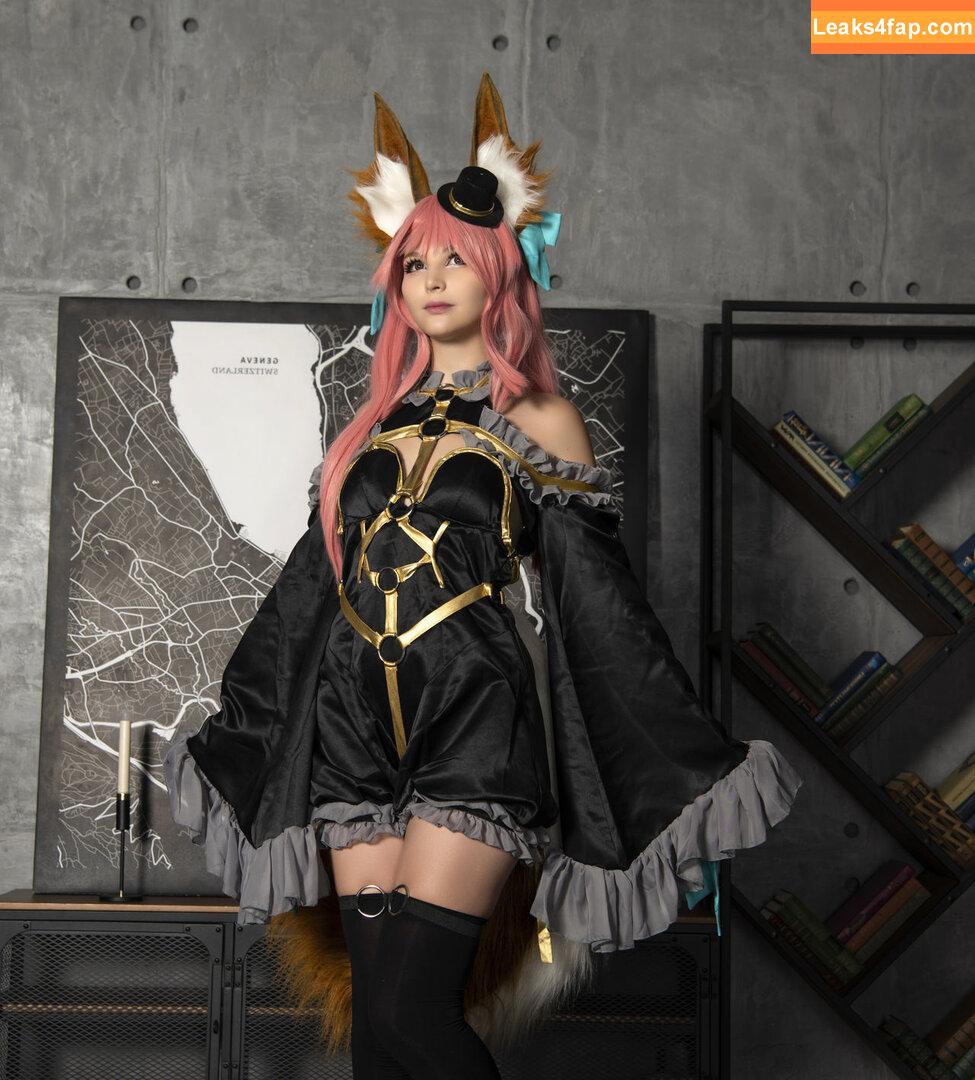 tsukidesu /  leaked photo photo #0017