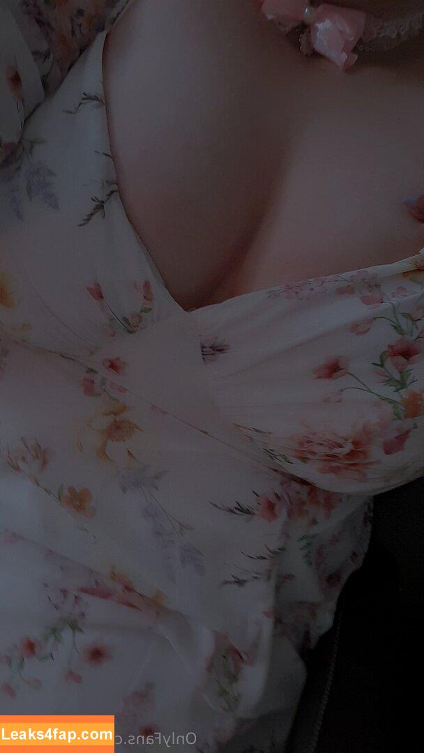 tsukkinara /  leaked photo photo #0025