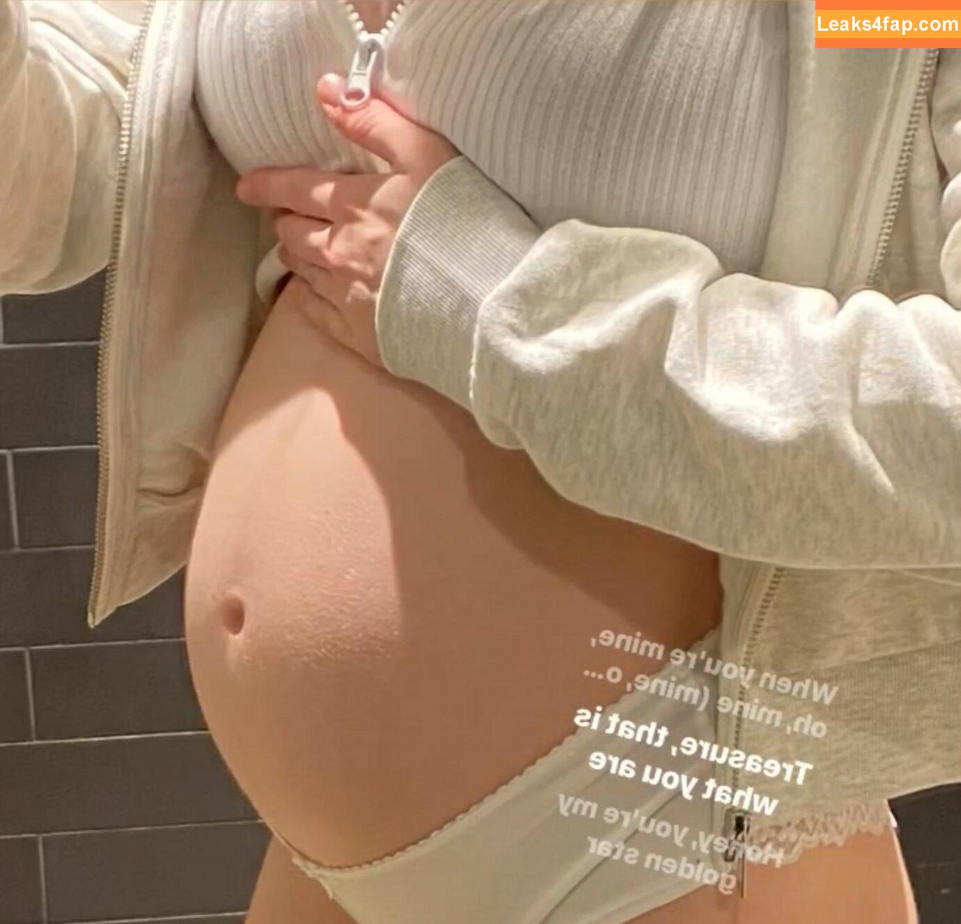 ttxra_0x0_ / boobaliciousbarbie leaked photo photo #0017