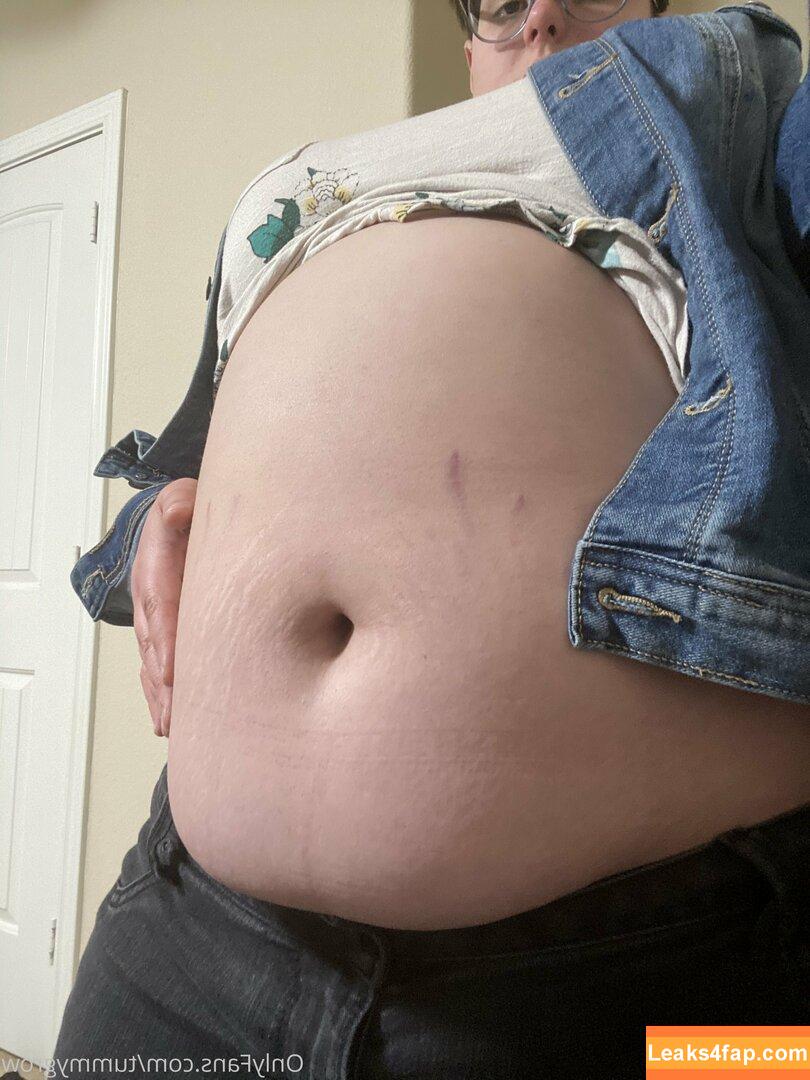 tummygrow /  leaked photo photo #0002