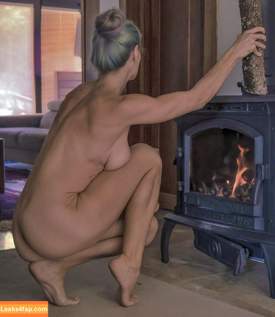 Tunaapari / Tuna Apari / Tuna Yuksel / onlytaz / tunaapari00 leaked photo photo #0078