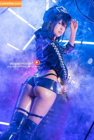 Twoyun photo #0336
