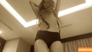 Tyla photo #0142