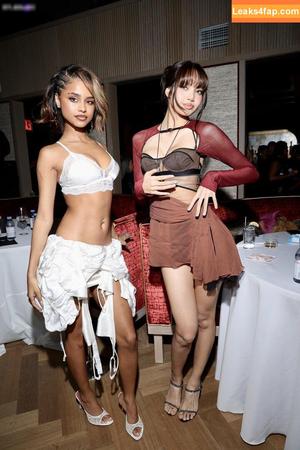Tyla photo #0187