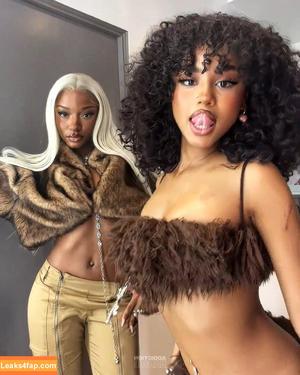 Tyla photo #0209