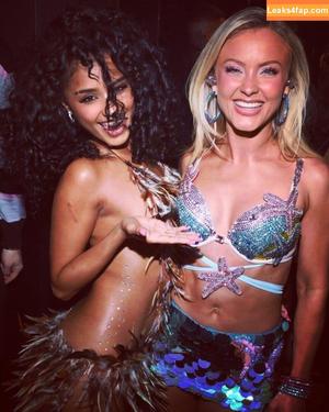 Tyla photo #0684