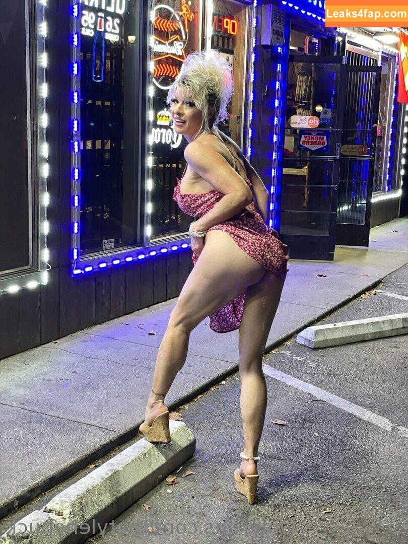 Tylene Buck / Major Gunns / TyleneBuckXXX / thetylenebuck / tylene__buck слитое фото фото #1189