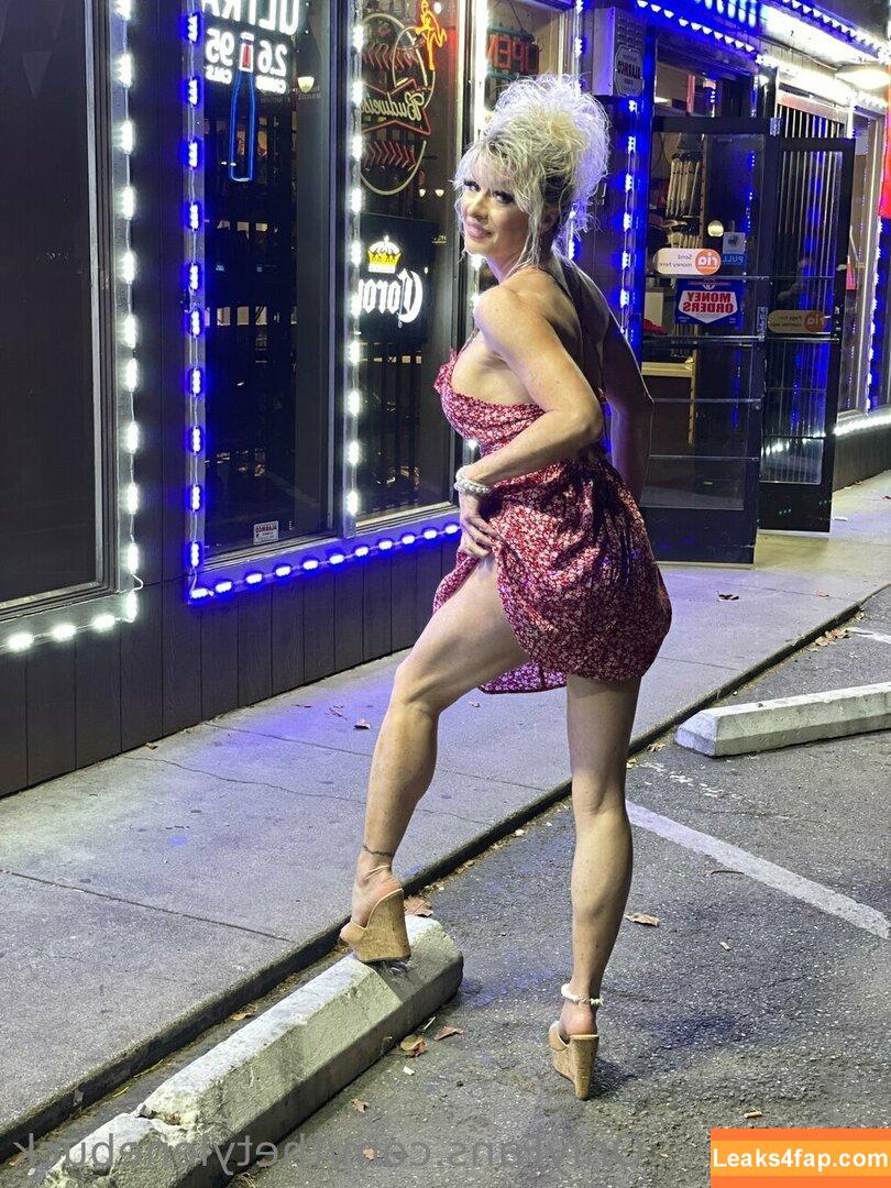 Tylene Buck / Major Gunns / TyleneBuckXXX / thetylenebuck / tylene__buck слитое фото фото #1595