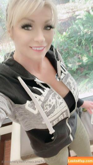 Tylene Buck фото #1366