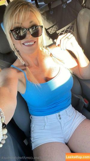 Tylene Buck фото #1543