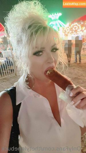 Tylene Buck фото #1576