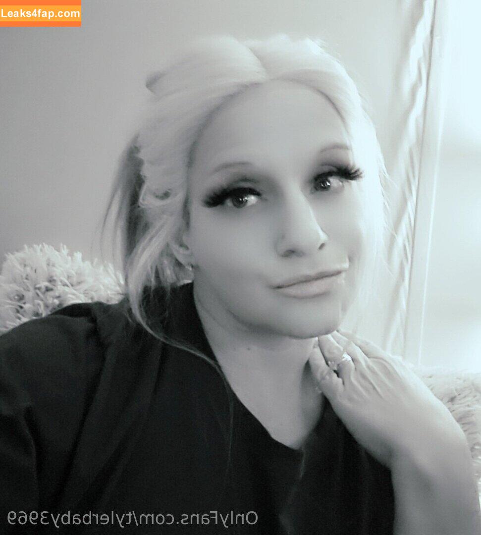 tylerbaby3969 /  leaked photo photo #0009