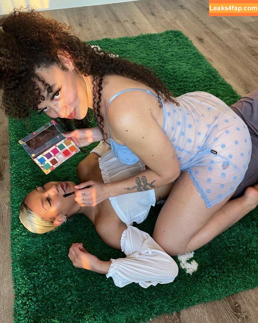 Tylerputiton /  leaked photo photo #0007