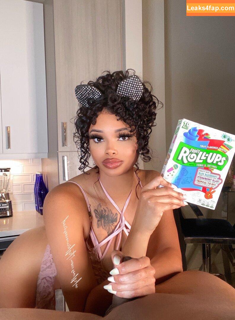 tyleruncensored /  leaked photo photo #0029