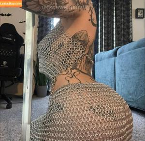 Tyniquewebster photo #0049