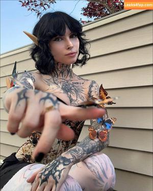 Tyniquewebster photo #0051