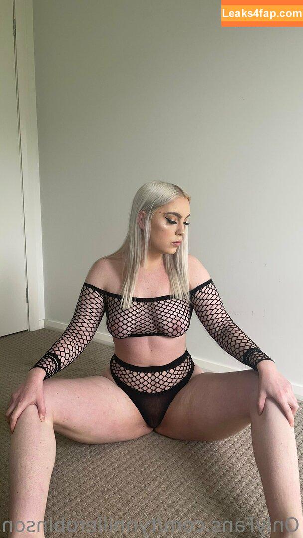 tynnillerobinson / itstynnille_ leaked photo photo #0053