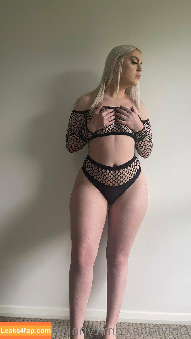 tynnillerobinson / itstynnille_ leaked photo photo #0062