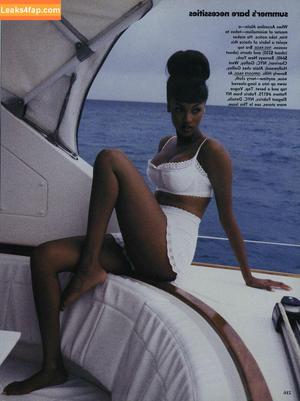 Tyra Banks photo #0163