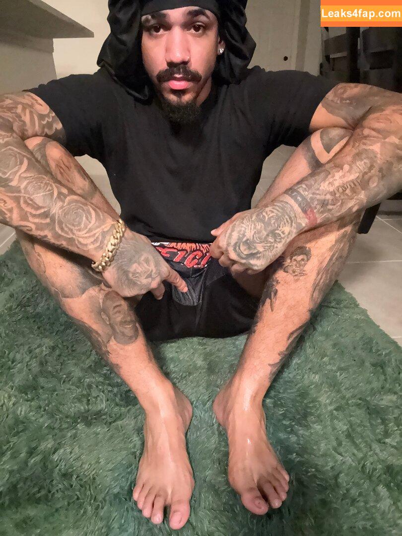 tyraffex /  leaked photo photo #0004