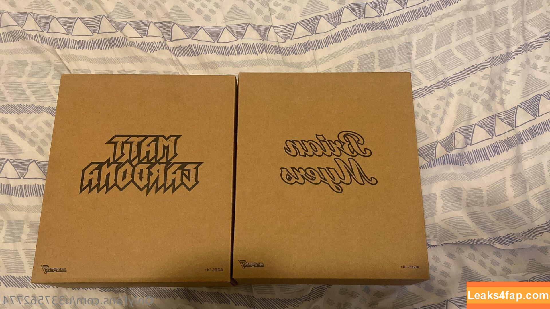 u337562774 /  leaked photo photo #0002