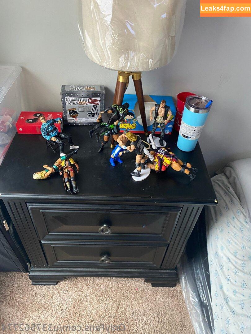 u337562774 /  leaked photo photo #0007