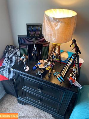 u337562774 photo #0005