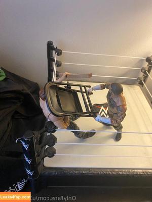 u337562774 photo #0020