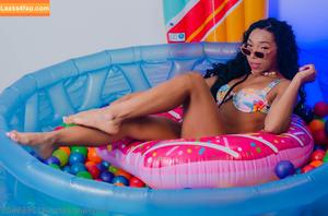 u412669605 photo #0002