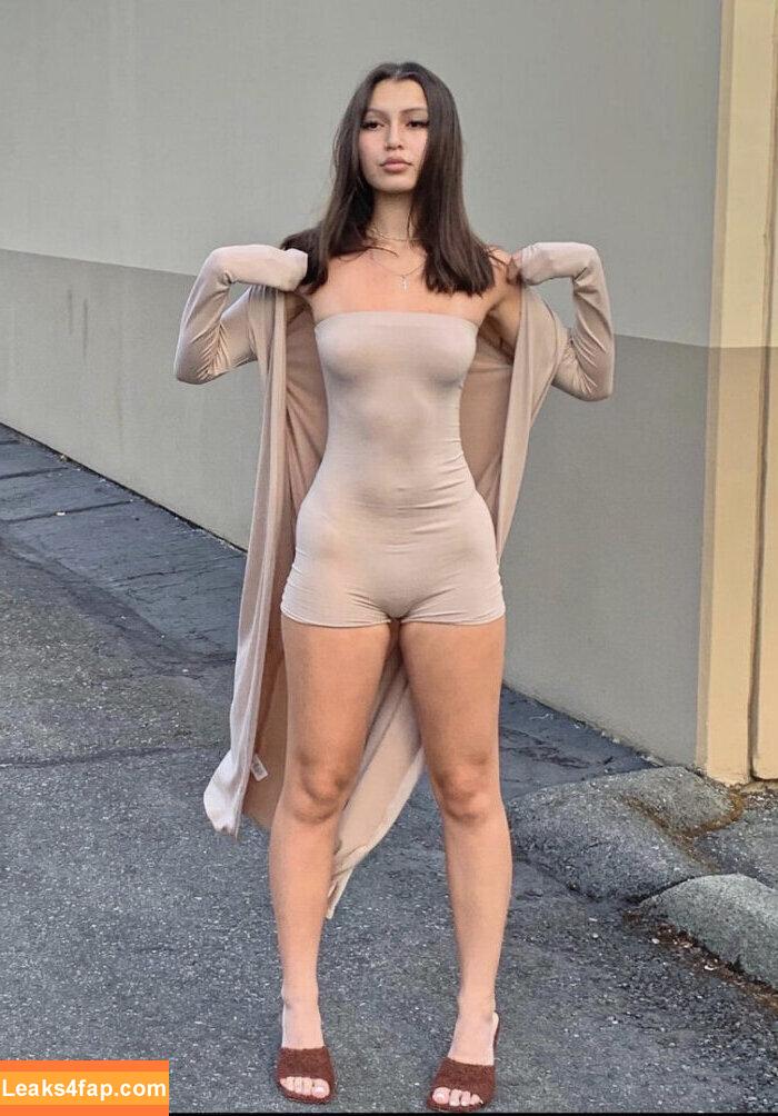 Uciam Manfredii /  leaked photo photo #0001